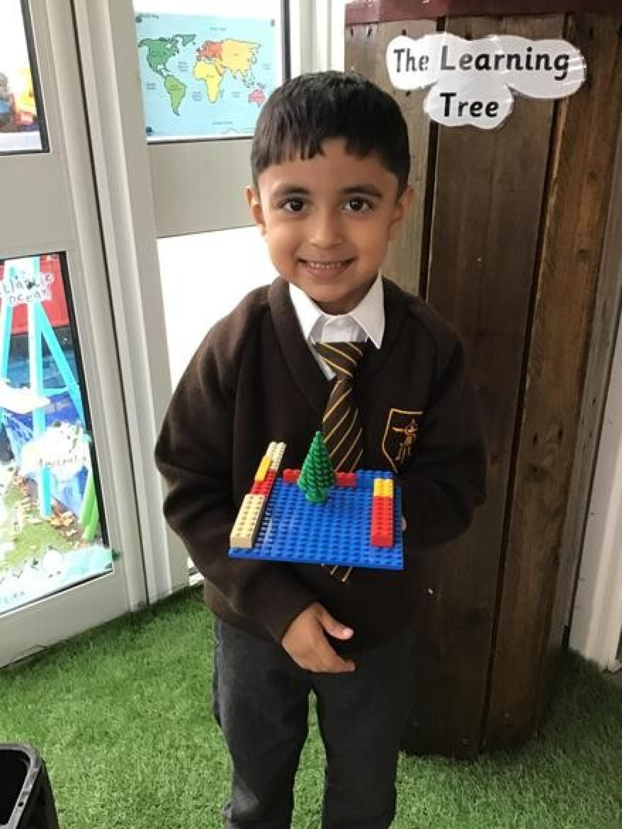 c541b111 5f95 4bf7 a646 a49e75594e1f 1x1